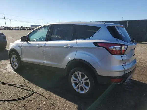 1FMCU9GD3HUF06582 2017 FORD ESCAPE - Image 2