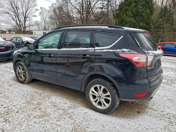 1FMCU9GD3JUA07934 2018 FORD ESCAPE - Image 2