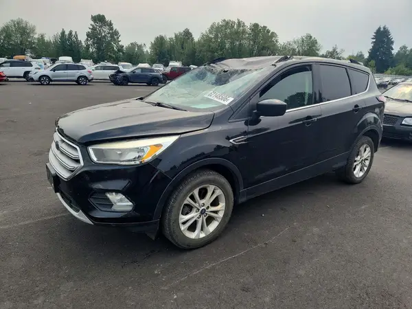 1FMCU9GD3JUA11823 2018 FORD ESCAPE - Image 1