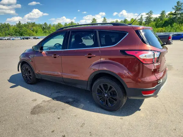 1FMCU9GD3JUA12468 2018 FORD ESCAPE - Image 2