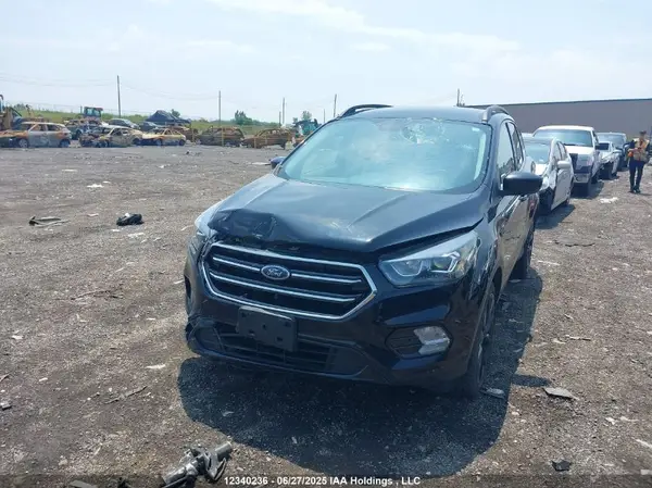 1FMCU9GD3JUA13636 2018 FORD ESCAPE - Image 2