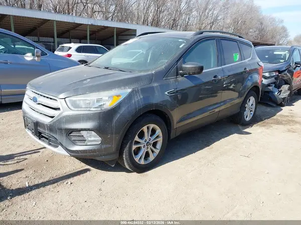 1FMCU9GD3JUA22790 2018 FORD ESCAPE - Image 2