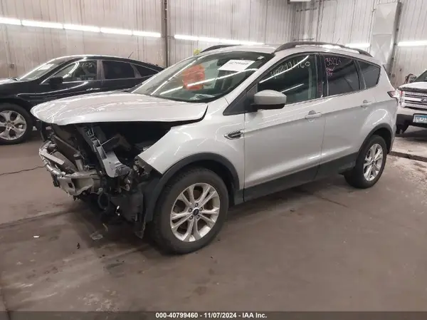 1FMCU9GD3JUA47219 2018 FORD ESCAPE - Image 2