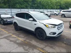 1FMCU9GD3JUA76087 2018 FORD ESCAPE