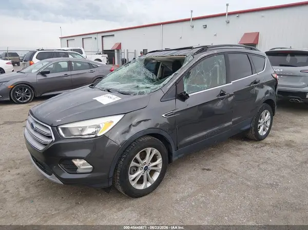 1FMCU9GD3JUA87185 2018 FORD ESCAPE - Image 2