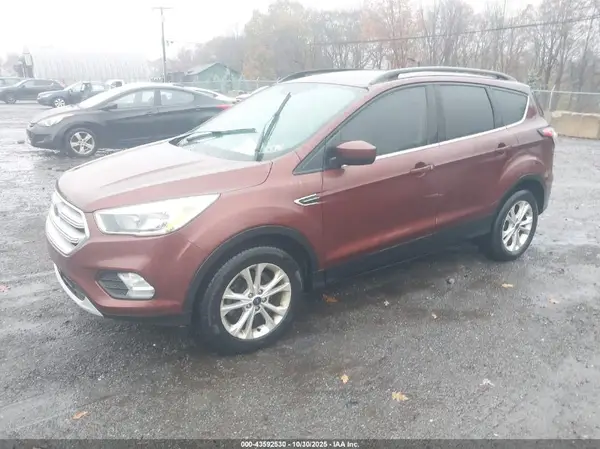 1FMCU9GD3JUA88756 2018 FORD ESCAPE - Image 2