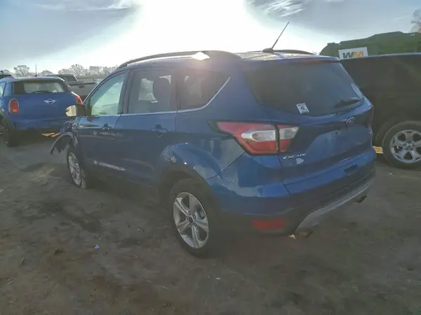 1FMCU9GD3JUA97487 2018 FORD ESCAPE - Image 2