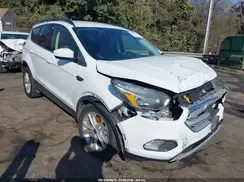 1FMCU9GD3JUA98705 2018 FORD ESCAPE