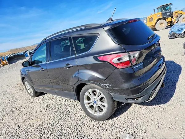 1FMCU9GD3JUA99479 2018 FORD ESCAPE - Image 2