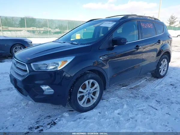 1FMCU9GD3JUB02493 2018 FORD ESCAPE - Image 2