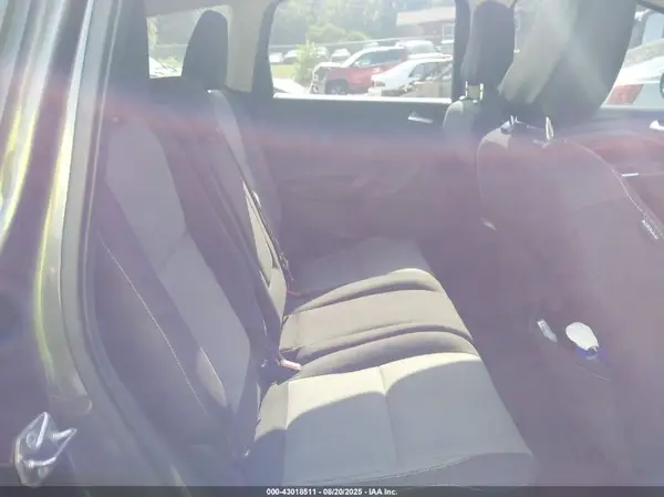 1FMCU9GD3JUB07595 2018 FORD ESCAPE - Image 8