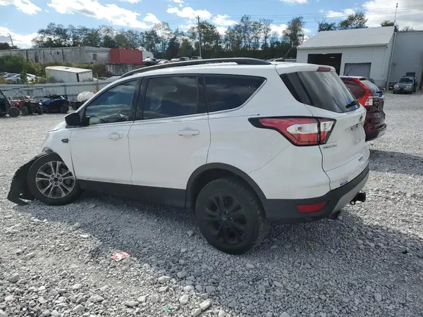 1FMCU9GD3JUB08326 2018 FORD ESCAPE - Image 2