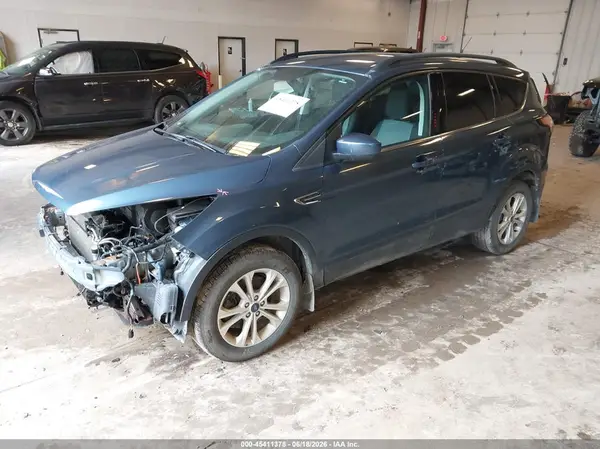 1FMCU9GD3JUB09895 2018 FORD ESCAPE - Image 2