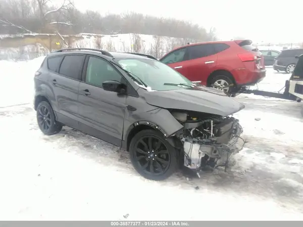 1FMCU9GD3JUB10397 2018 FORD ESCAPE - Image 1