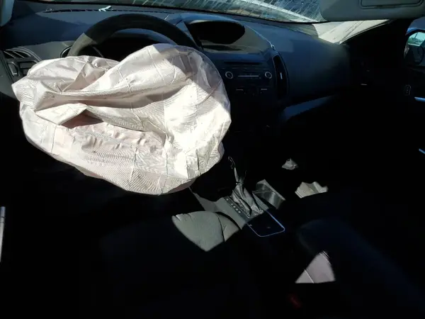 1FMCU9GD3JUB17480 2018 FORD ESCAPE - Image 8