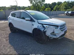 1FMCU9GD3JUB19309 2018 FORD ESCAPE