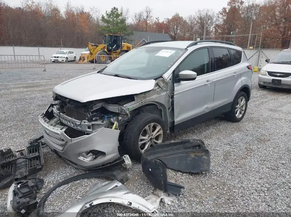 1FMCU9GD3JUB21514 2018 FORD ESCAPE - Image 2