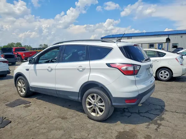 1FMCU9GD3JUB34053 2018 FORD ESCAPE - Image 2
