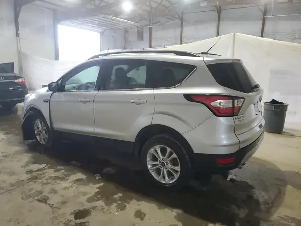 1FMCU9GD3JUB45411 2018 FORD ESCAPE - Image 2