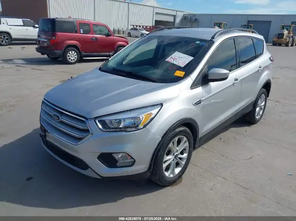 1FMCU9GD3JUB54108 2018 FORD ESCAPE - Image 2