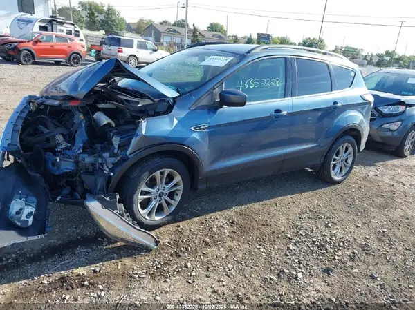 1FMCU9GD3JUB69434 2018 FORD ESCAPE - Image 2