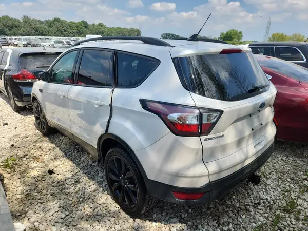 1FMCU9GD3JUB73581 2018 FORD ESCAPE - Image 2