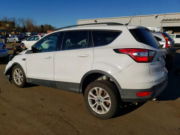 1FMCU9GD3JUB76707 2018 FORD ESCAPE - Image 2