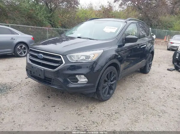 1FMCU9GD3JUB81356 2018 FORD ESCAPE - Image 2