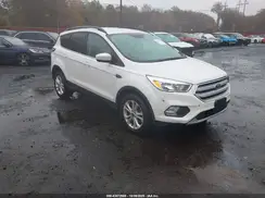 1FMCU9GD3JUB94463 2018 FORD ESCAPE