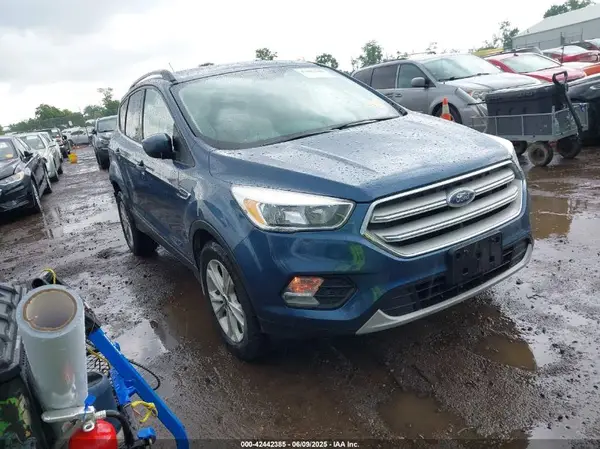 1FMCU9GD3JUC01606 2018 FORD ESCAPE - Image 1