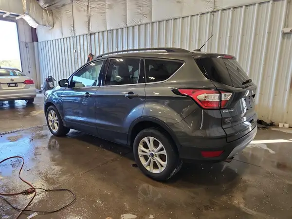 1FMCU9GD3JUC28921 2018 FORD ESCAPE - Image 2