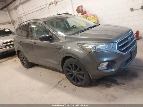 1FMCU9GD3JUC35500 2018 FORD ESCAPE - Image 1