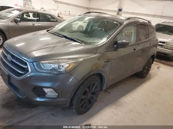 1FMCU9GD3JUC35500 2018 FORD ESCAPE - Image 2