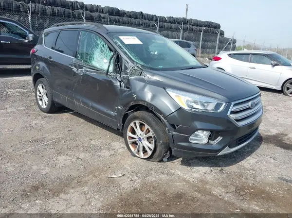 1FMCU9GD3JUC54404 2018 FORD ESCAPE - Image 1