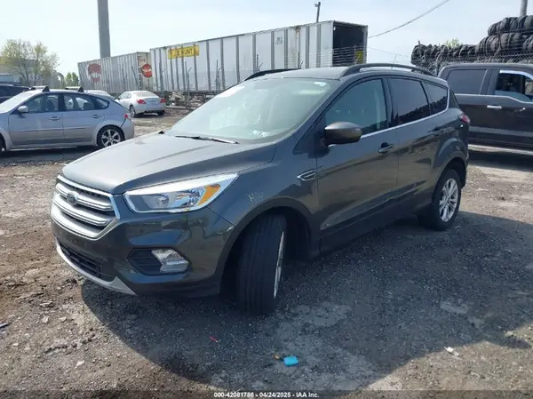 1FMCU9GD3JUC54404 2018 FORD ESCAPE - Image 2