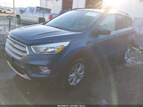 1FMCU9GD3JUC60722 2018 FORD ESCAPE - Image 2