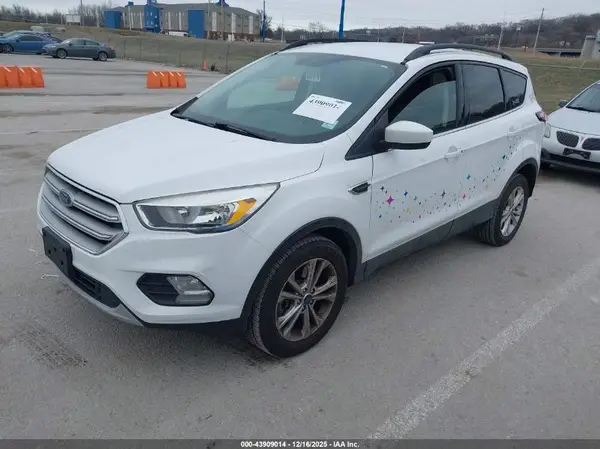 1FMCU9GD3JUC69601 2018 FORD ESCAPE - Image 2