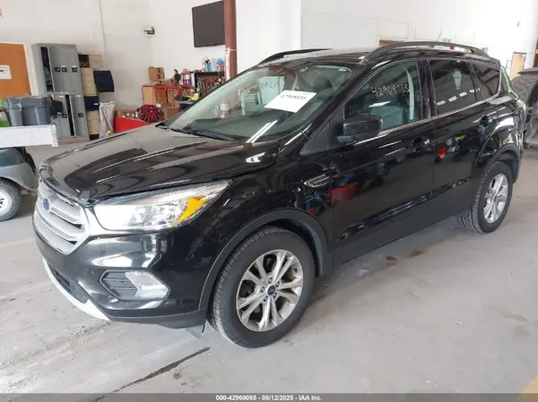 1FMCU9GD3JUC75219 2018 FORD ESCAPE - Image 2