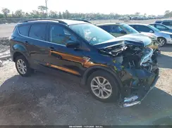 1FMCU9GD3JUC75558 2018 FORD ESCAPE