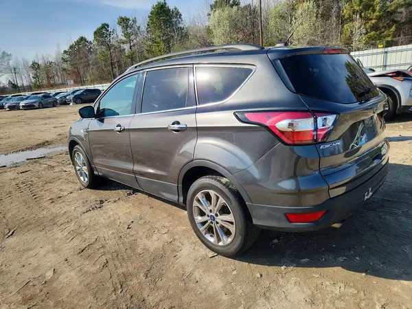1FMCU9GD3JUC90349 2018 FORD ESCAPE - Image 2
