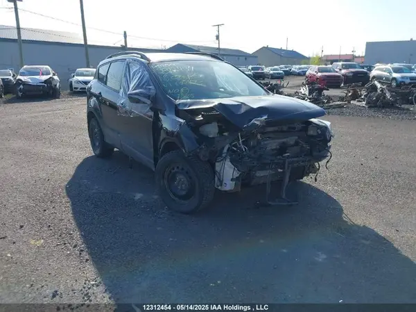 1FMCU9GD3JUC92473 2018 FORD ESCAPE - Image 1
