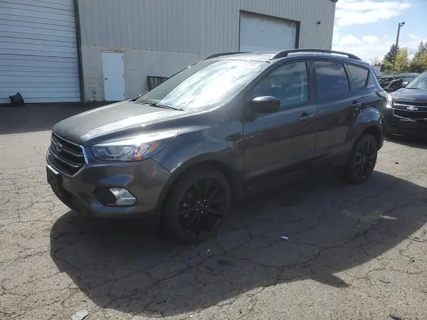 1FMCU9GD3JUD05755 2018 FORD ESCAPE - Image 1