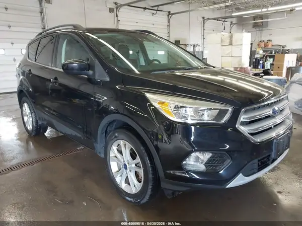 1FMCU9GD3JUD08588 2018 FORD ESCAPE - Image 1