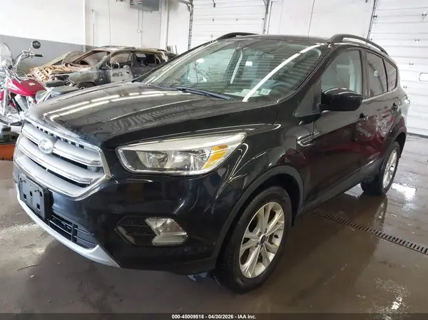 1FMCU9GD3JUD08588 2018 FORD ESCAPE - Image 2