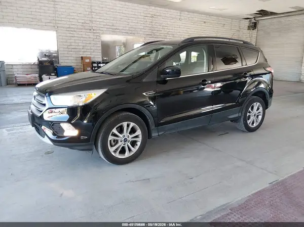 1FMCU9GD3JUD08655 2018 FORD ESCAPE - Image 2