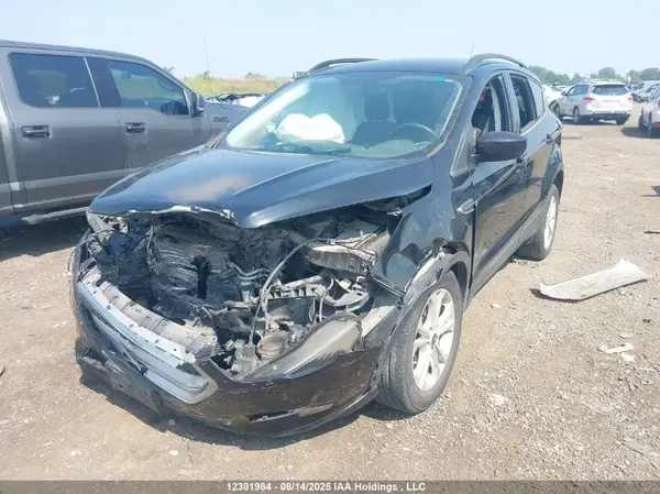 1FMCU9GD3JUD09322 2018 FORD ESCAPE - Image 2