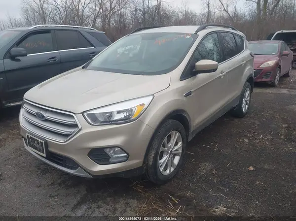 1FMCU9GD3JUD17579 2018 FORD ESCAPE - Image 2