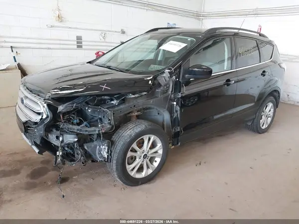 1FMCU9GD3JUD21809 2018 FORD ESCAPE - Image 2