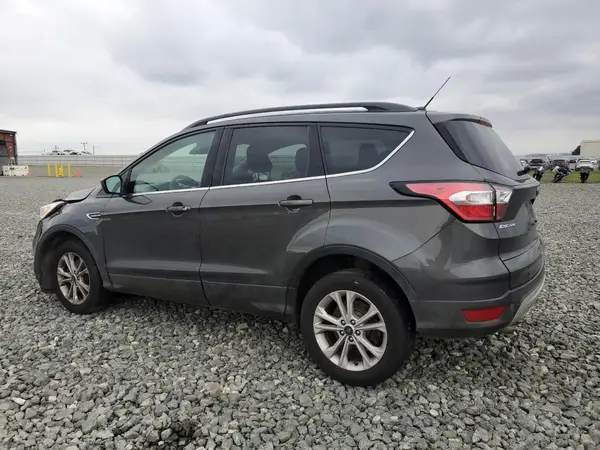 1FMCU9GD3JUD38254 2018 FORD ESCAPE - Image 2