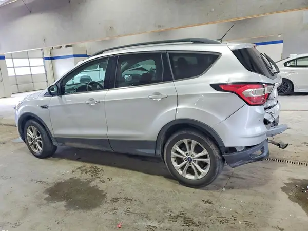 1FMCU9GD3JUD38593 2018 FORD ESCAPE - Image 2